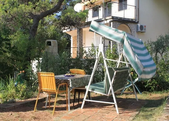 Apartment With A Parking Space - 7504 Rovinj